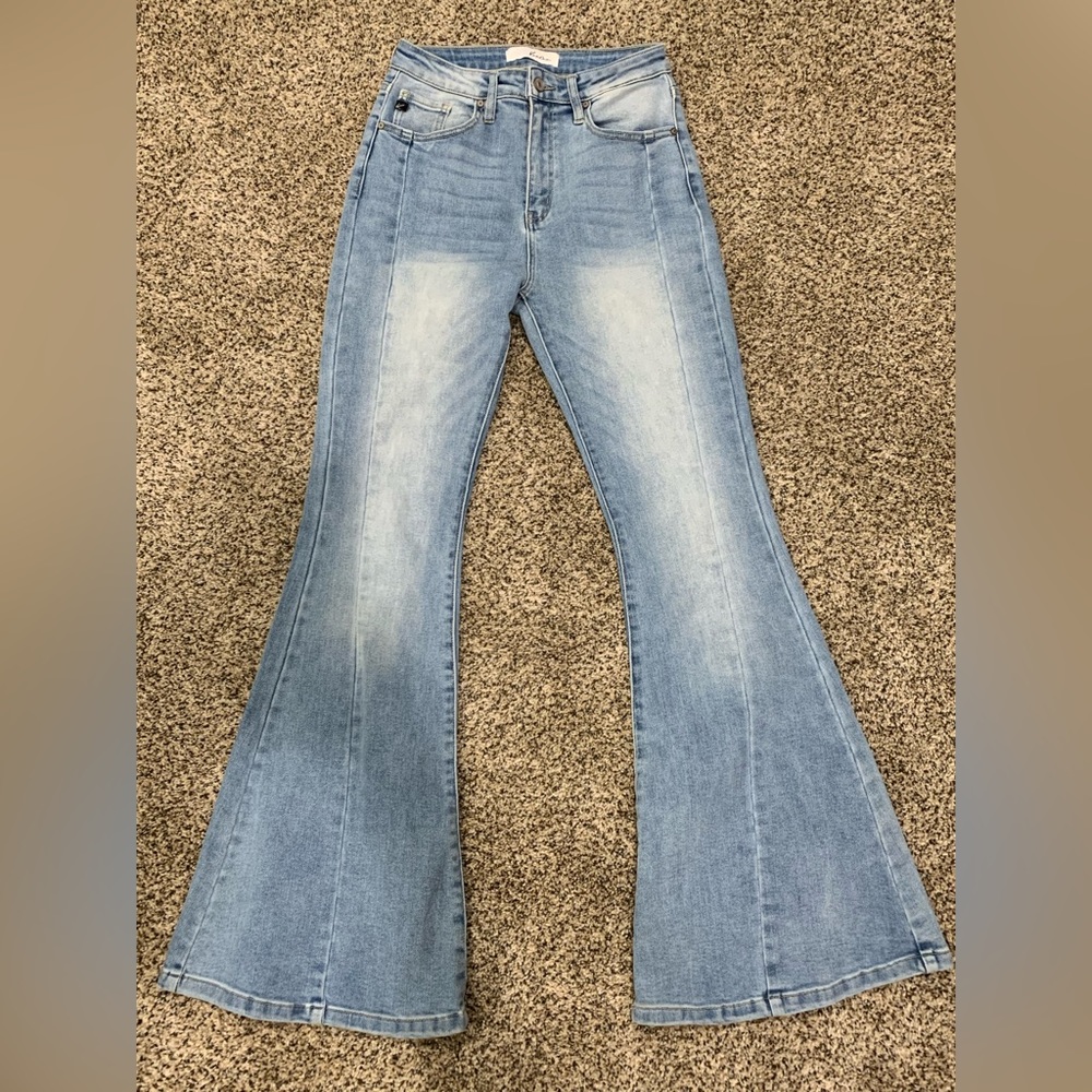 Super cute flare KanCan jeans!!!